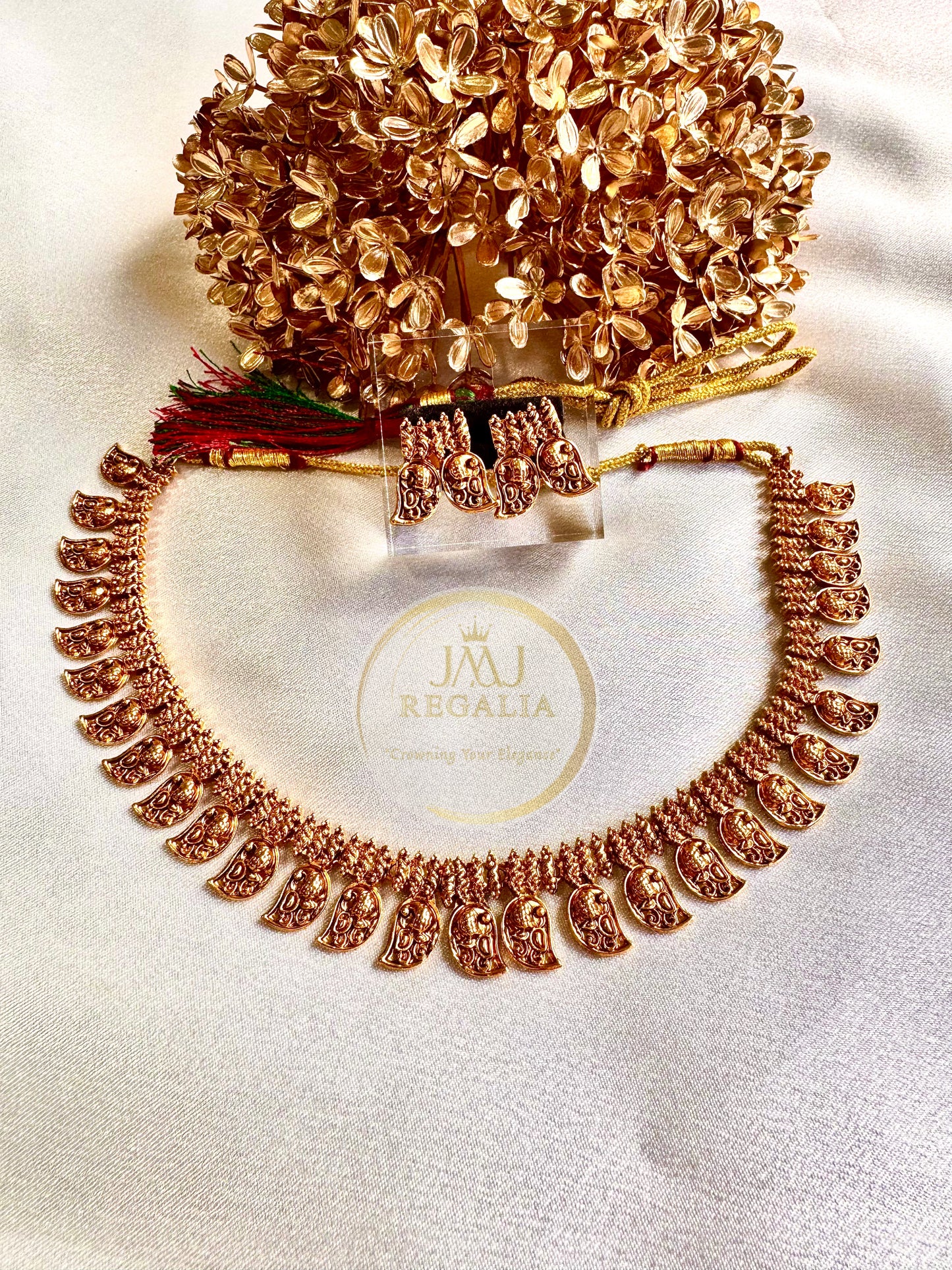Maangalya - auspicious gold necklace