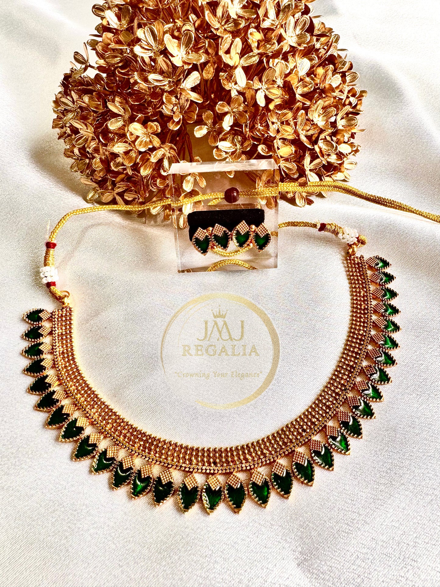 Elathaali - water drop palakka necklace