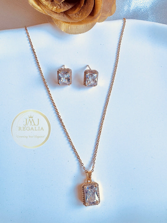 Sleek Whisper - Elegant simple necklace set