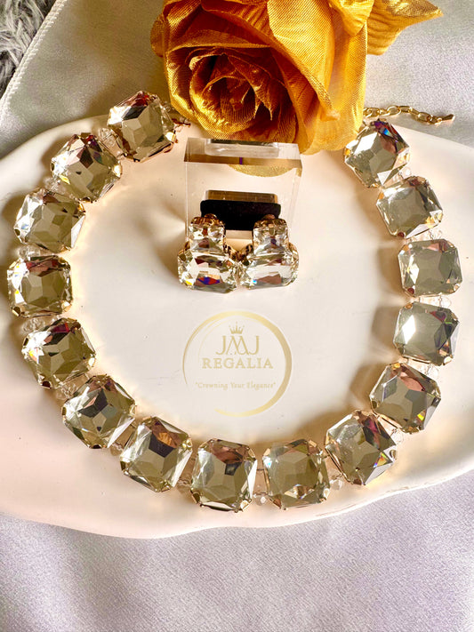 Crystora - Golden radiance big crystal stone