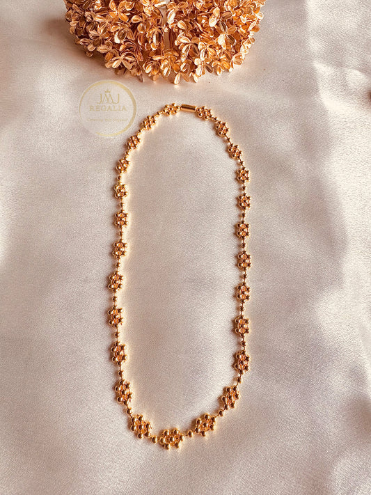 Golden Graffiti - Flower beads long necklace