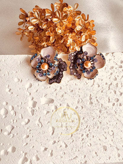 Pearl Blossom - short pearl alike necklace set
