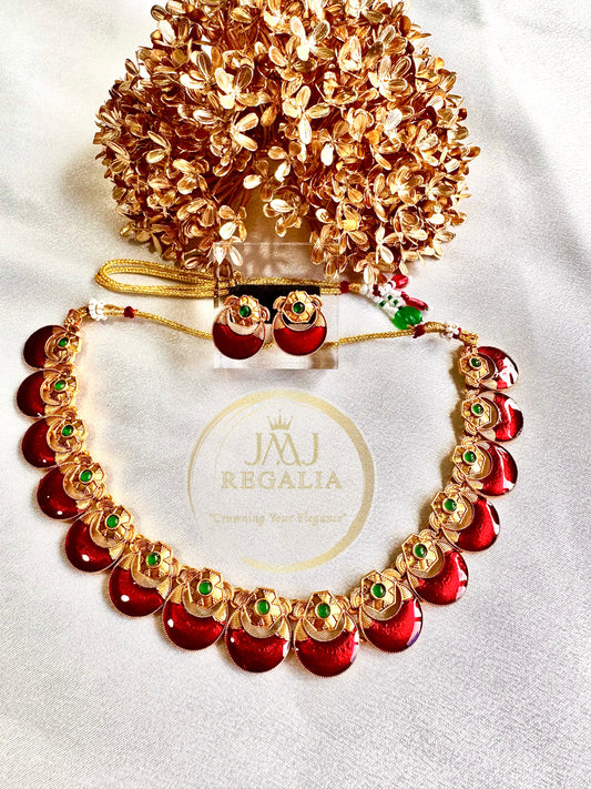 Chandrika - half moon palakka design