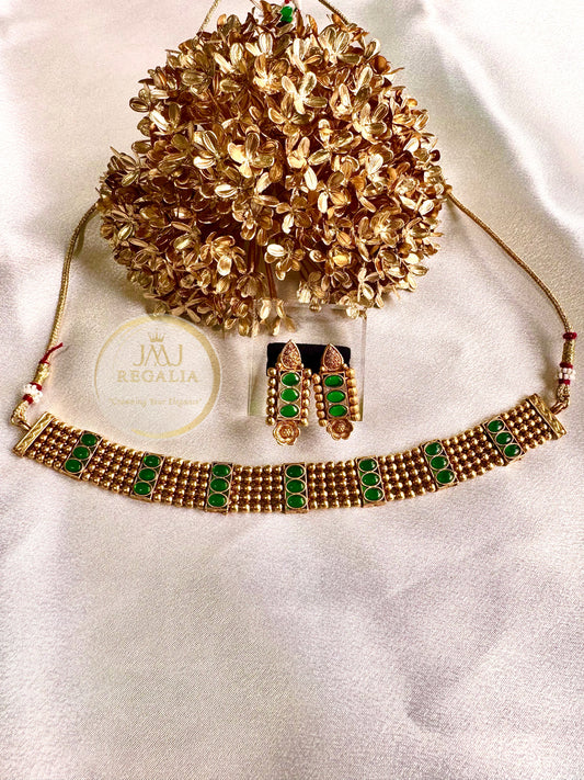 Manjuthara choker - cluster Bead choker set